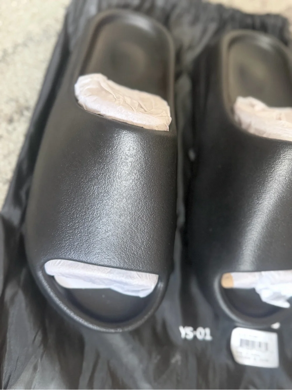 YS-01 Men's Black Slide Sandals Size 6